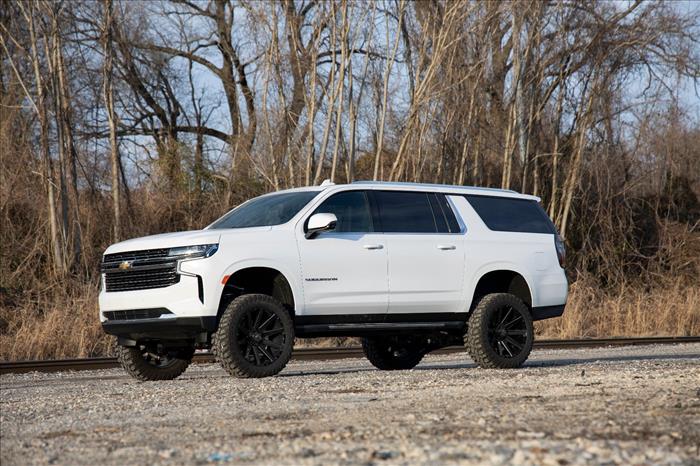 6 Inch Lift Kit M1 Struts Chevy/GMC SUV 1500 4WD (2021-2026) Rough Country