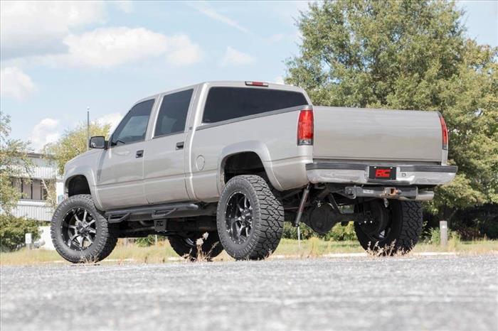 6 Inch Lift Kit 8-Lug Chevy/GMC 3/4-Ton Suburban/C2500/K2500 Truck/C3500/K3500 Truck (88-00) Rough Country