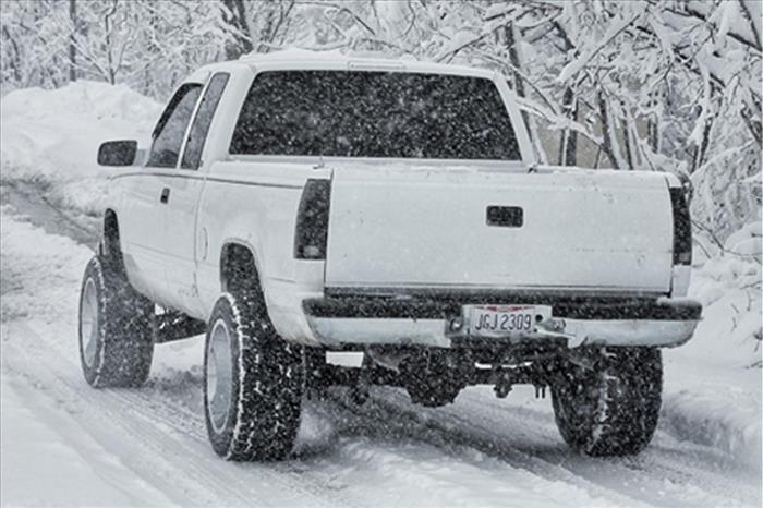 4 Inch Lift Kit V2 Silverado/Sierra 1500 Truck & SUV 4WD (1988-1999) Rough Country
