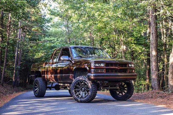 6 Inch Lift Kit M1 Silverado/Sierra 1500 Truck & SUV 4WD (1988-1999) Rough Country