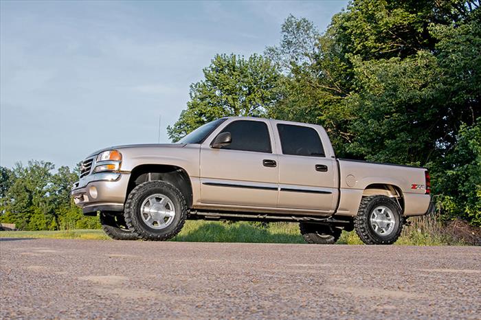 1.5-2 Inch Lift Kit N3 Shocks Silverado/Sierra 1500 (99-06 & Classic) Rough Country
