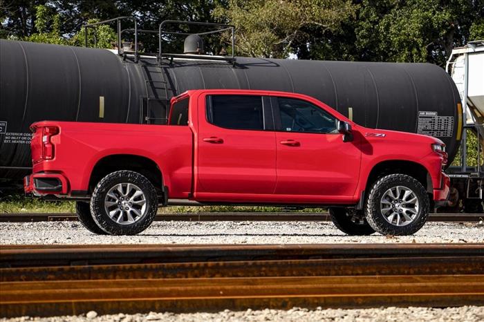 3.5 Inch Lift Kit Vertex/V2 Chevy Silverado 1500 2WD/4WD (2019-2024) Rough Country