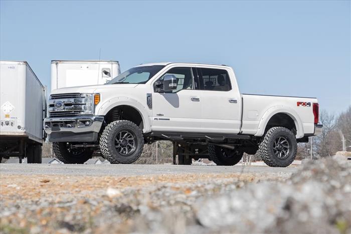 4.5 Inch Lift Kit V2 Shocks Ford F-250/F-350 Super Duty 4WD (2017-2022) Rough Country