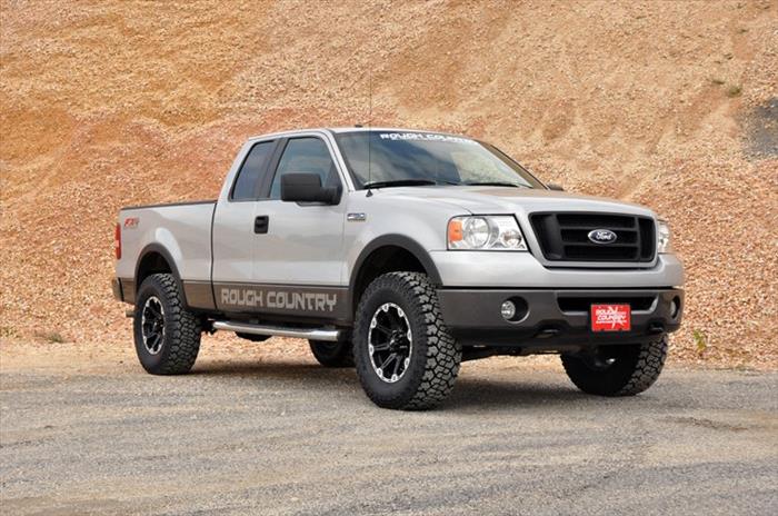 2.5 Inch Lift Kit N3 Struts/N3 Ford F-150 2WD (2004-2008) Rough Country