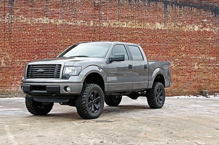 6 Inch Lift Kit Vertex/V2 Ford F-150 4WD (2011-2013) Rough Country