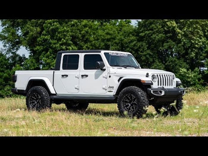 2.5 Inch Jeep Suspension Lift Kit Springs 2020 JT Gladiator Rough Country
