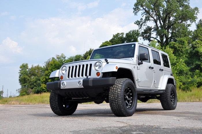 3.25 Inch Lift Kit V2 Jeep Wrangler Unlimited 2WD/4WD (2007-2018) Rough Country