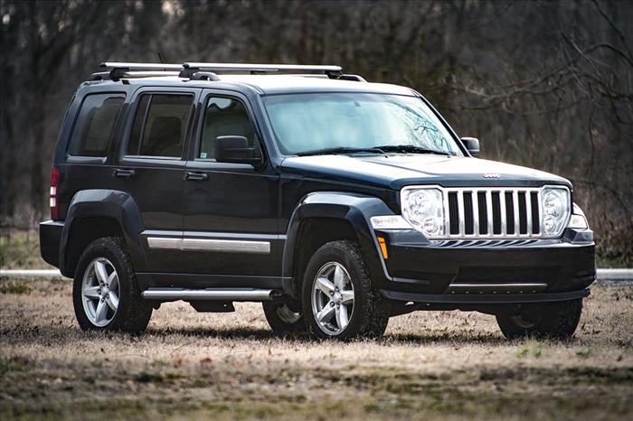 2.5 Inch Lift Kit N3 Front Struts Jeep Liberty KK 4WD (2008-2012) Rough Country
