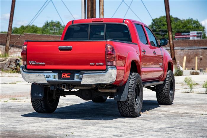 3.5 Inch Lift Kit Red UCA Vertex/V2 Toyota Tacoma 2WD/4WD (2005-2023) Rough Country