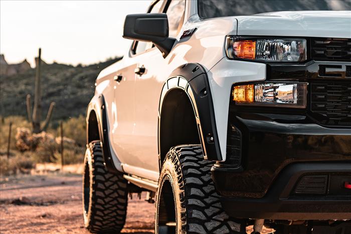 Fender Flares Defender GA0 Northsky Blue Chevy Silverado 1500 (19-26) Rough Country
