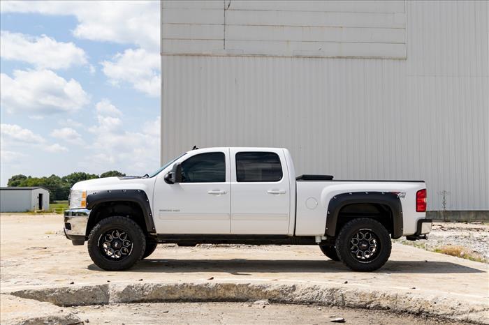 Pocket Fender Flares 6 Foot 7 Inch & 8 Foot Bed GAN Silver Chevy Silverado 1500/2500HD/3500HD (07-14) Rough Country