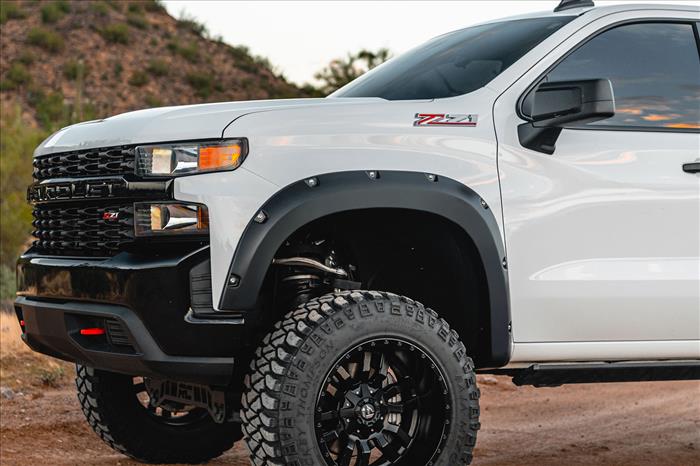 Fender Flares Sport GTL Desert Sand Chevy Silverado 1500 2WD/4WD (22-26) Rough Country