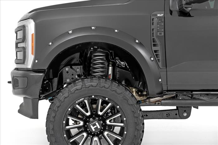 Pocket Fender Flares M7 Carbonized Gray Ford F-250/F-350 Super Duty (23-26) Rough Country