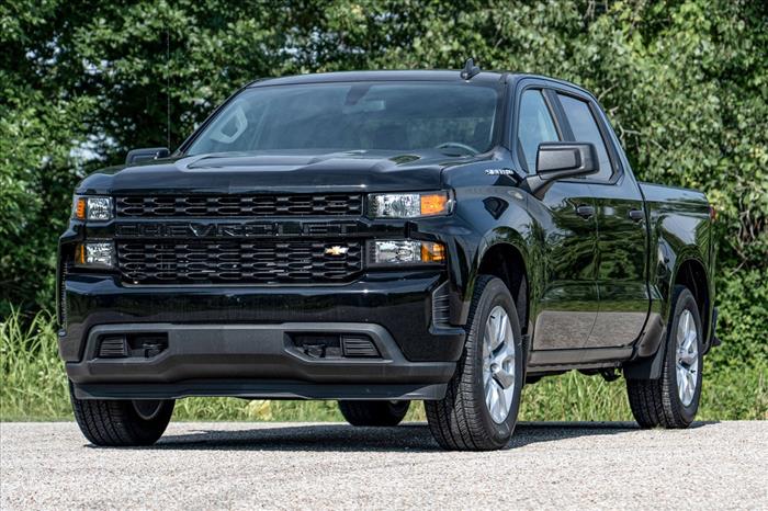 Lowering Shackles 1-1.5 Inch Chevy/GMC Sierra 1500 (19-26)/Silverado 1500 (19-26) Rough Country