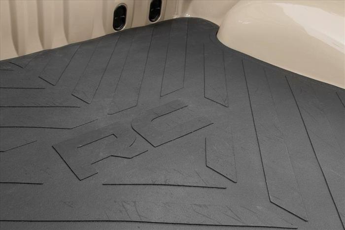 Bed Mat 8 Foot Bed RC Logo Chevy/GMC Sierra 1500 (19-26)/Silverado 1500 (19-26) Rough Country