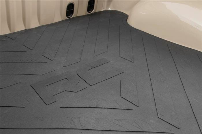 Bed Mat 5 Foot 7 Inch Bed RC Logo Toyota Tundra 2WD/4WD (2007-2021) Rough Country