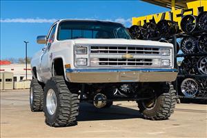 6 Inch Lift Kit 56 Inch Rear Springs Chevy/GMC C10/K10 Truck & SUV/K5 Blazer (77-87) Rough Country