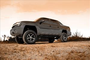 6 Inch Lift Kit NTD M1 Chevy Avalanche (02-06)/Suburban 1500 (00-06) Rough Country