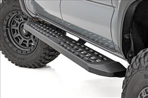 RPT2 Running Board Double Cab Black Toyota Tacoma 2WD/4WD (2016-2023) Rough Country