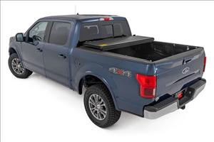Hard Low Profile Bed Cover 5 Foot 7 Inch Bed Ford F-150 (15-20)/Raptor (17-20) Rough Country