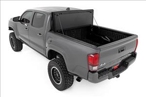 Hard Tri-Fold Flip Up Bed Cover 6 Foot Bed Toyota Tacoma 2WD/4WD (2016-2023) Rough Country