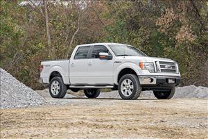 2 Inch Lift Kit Alum RR N3 Ford F-150 2WD/4WD (2009-2013) Rough Country