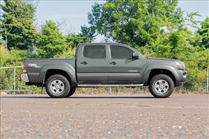 2 Inch leveling Kit Aluminum Toyota Tacoma 2WD/4WD (2005-2023) Rough Country