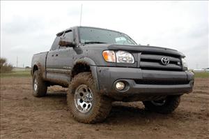 2.5 Inch Lift Kit Toyota Tundra 2WD/4WD (2000-2006) Rough Country