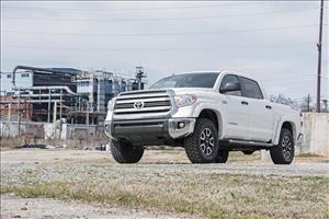 2.5-3 Inch Leveling Kit Toyota Tundra 2WD/4WD (2007-2021) Rough Country
