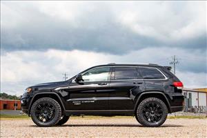 2.5 Inch Lift Kit N3 Struts Jeep Grand Cherokee 4WD (2016-2022) Rough Country