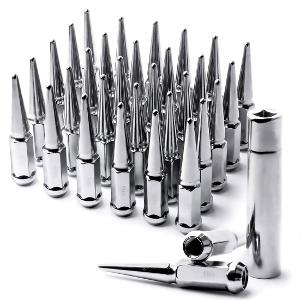 Seaside Customz - Chrome Spiked Lugs