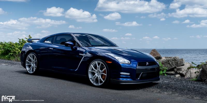 Nissan GT-R Niche Forged Ascari