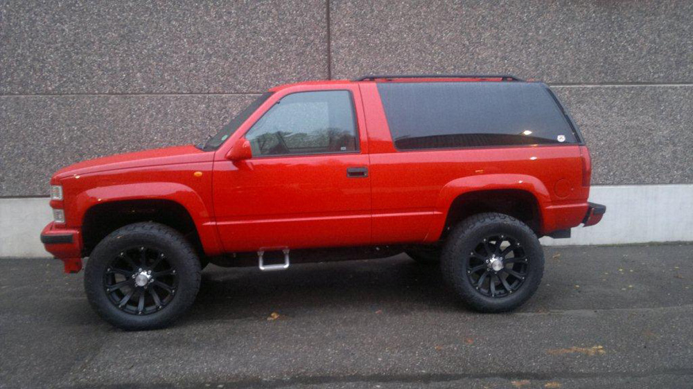 Chevrolet Tahoe Black Rhino Sidewinder