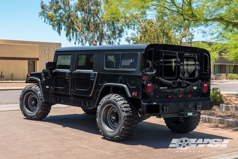 Hummer H1 Black Rhino Armory