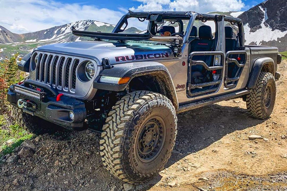 Jeep Gladiator Black Rhino Armory