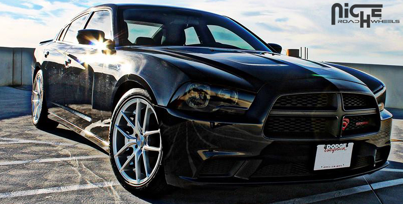 Dodge Charger Niche Sport Series Targa - M131