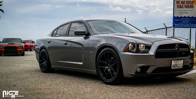 Dodge Charger Niche Sport Series Targa - M130 