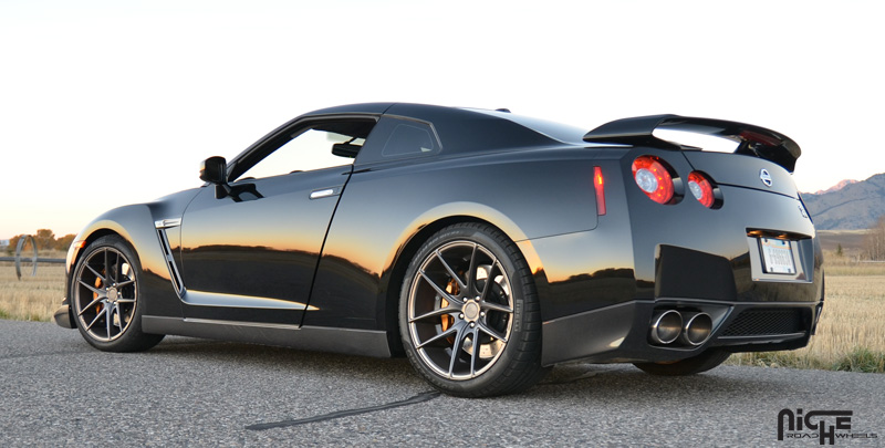 Nissan GT-R Niche Sport Series Targa - M129 