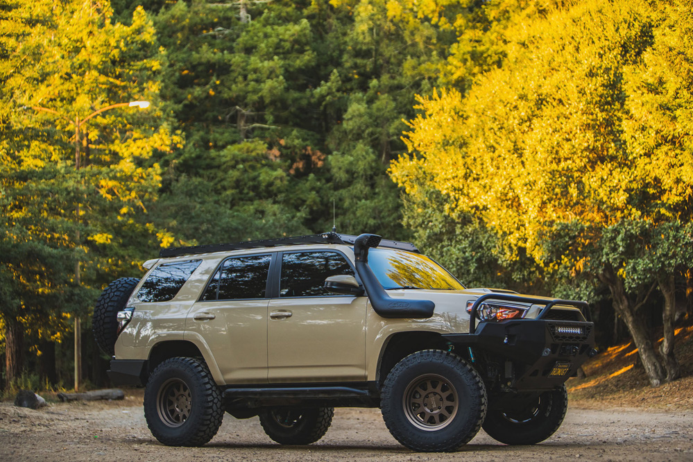 Toyota 4Runner Black Rhino Stadium