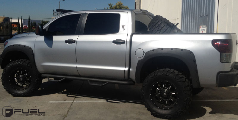 Toyota Tundra Fuel 1-Piece Wheels Krank - D517