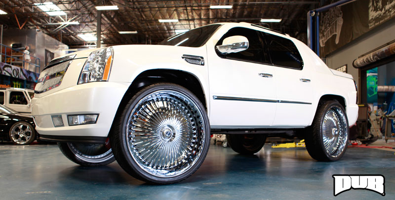 Cadillac Escalade EXT DUB Spinners Bellagio - S777
