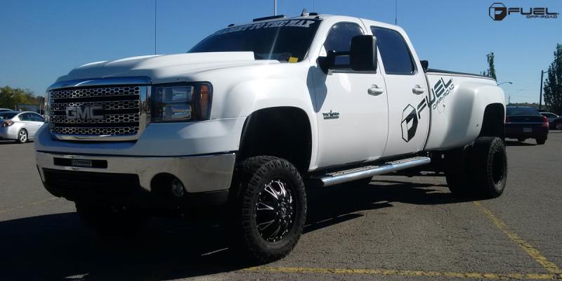 GMC Sierra 3500 HD Dual Rear Wheel Fuel Dually Wheels Throttle Dually Front - D513