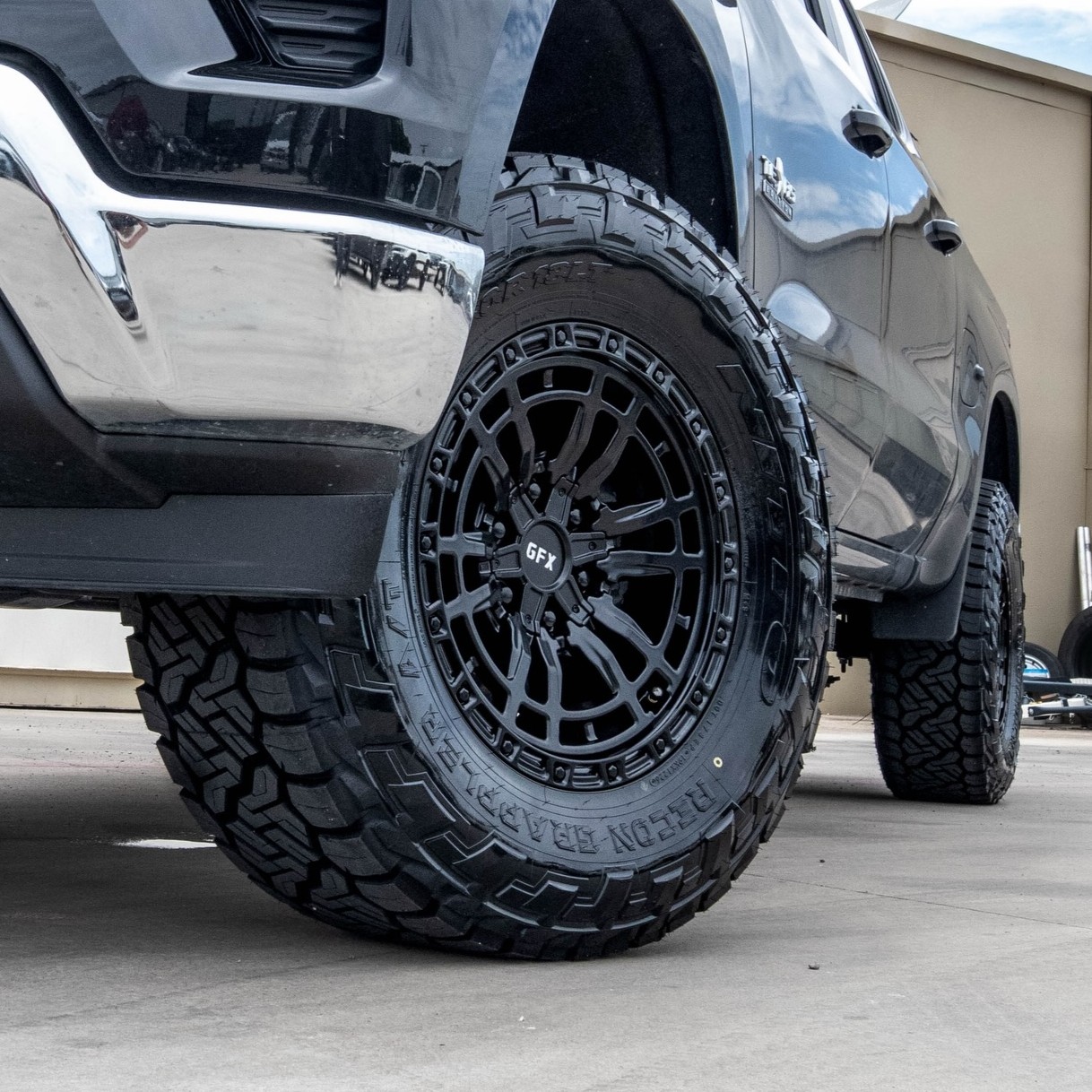 Chevrolet Silverado 1500 TR24