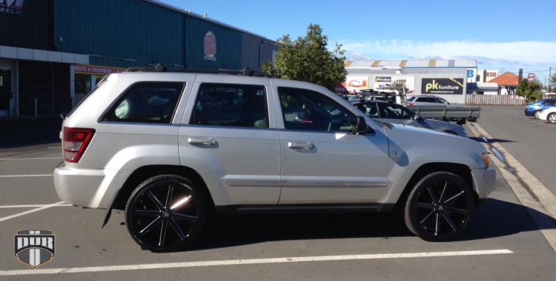 Jeep Grand Cherokee DUB 1-Piece Push - S109 