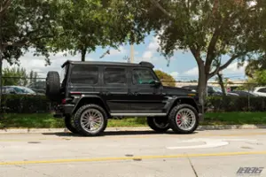 Mercedes-Benz AMG G63 4x4² 2 Thumbnail