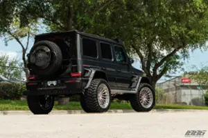 Mercedes-Benz AMG G63 4x4² 2 Thumbnail