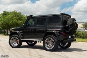 Mercedes-Benz AMG G63 4x4² 2 Thumbnail