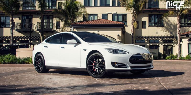 Tesla Model S Niche Sport Series Essen - M147