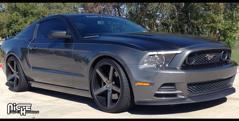 Ford Mustang Niche Sport Series Milan - M134